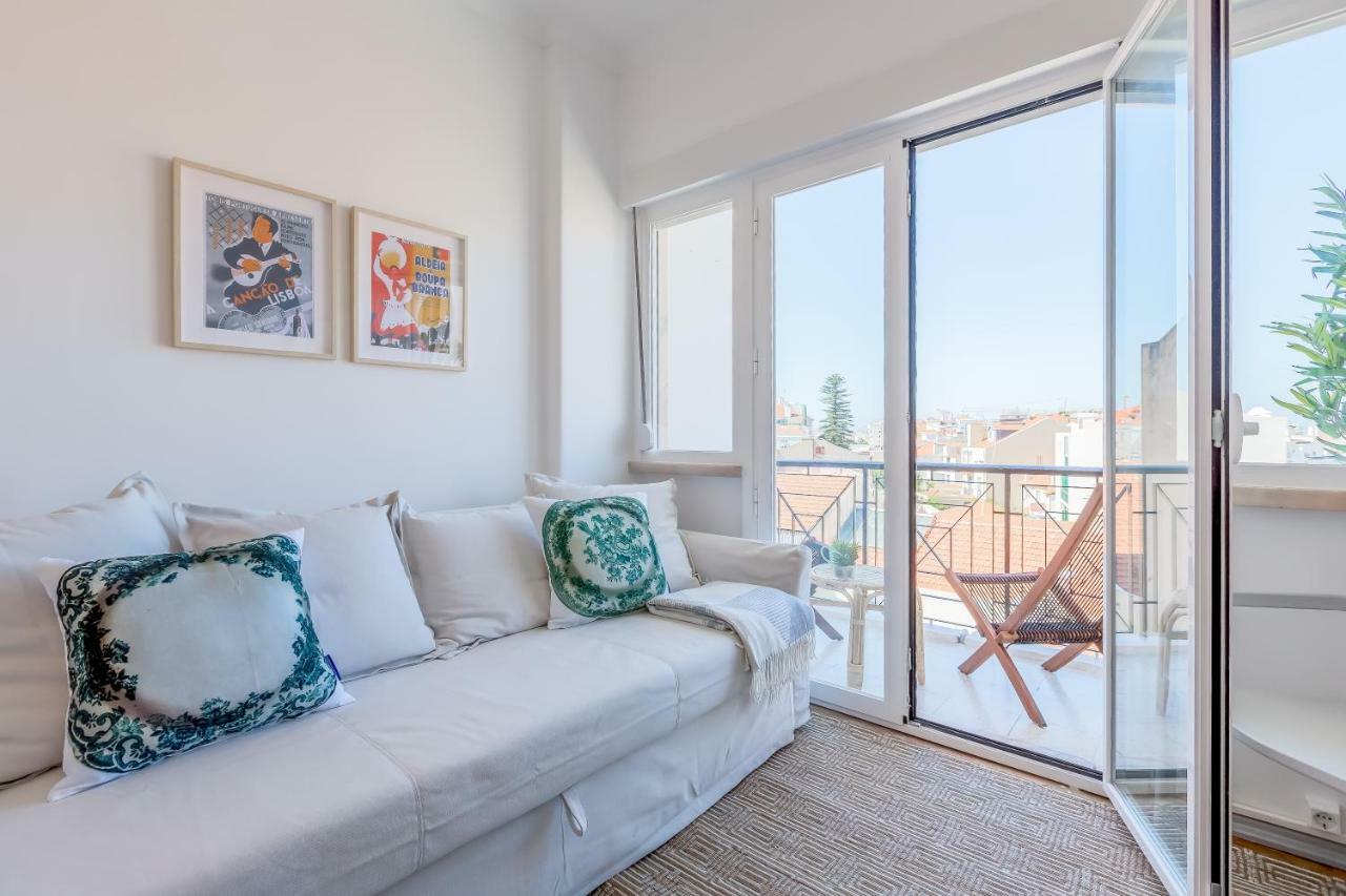 Renovated Sunny Apartment With Amazing Sunset Balcony , By Timecooler Lisabona Exterior foto