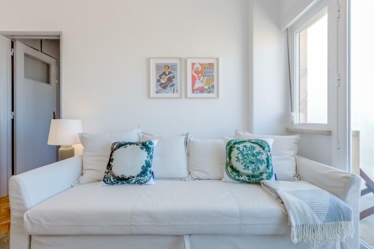 Renovated Sunny Apartment With Amazing Sunset Balcony , By Timecooler Lisabona Exterior foto