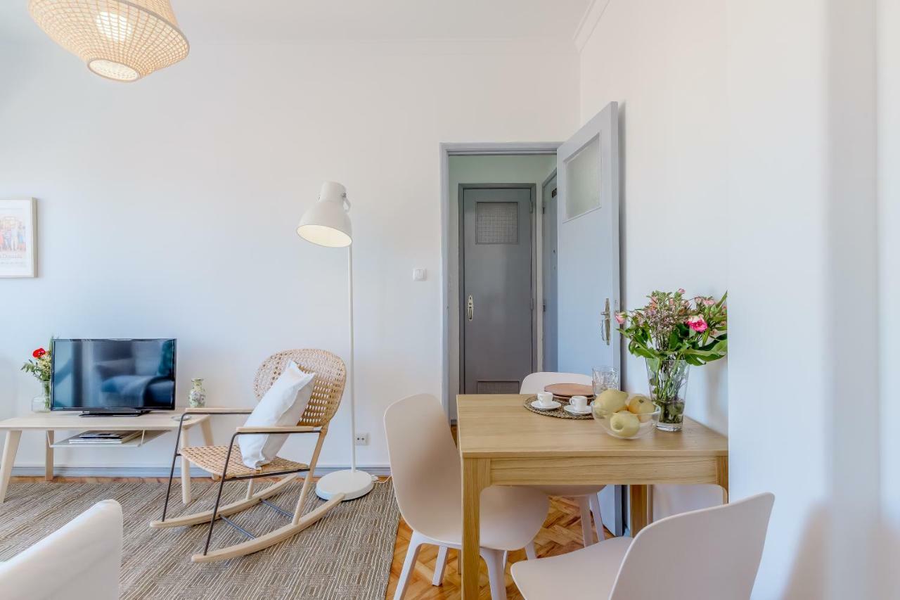 Renovated Sunny Apartment With Amazing Sunset Balcony , By Timecooler Lisabona Exterior foto
