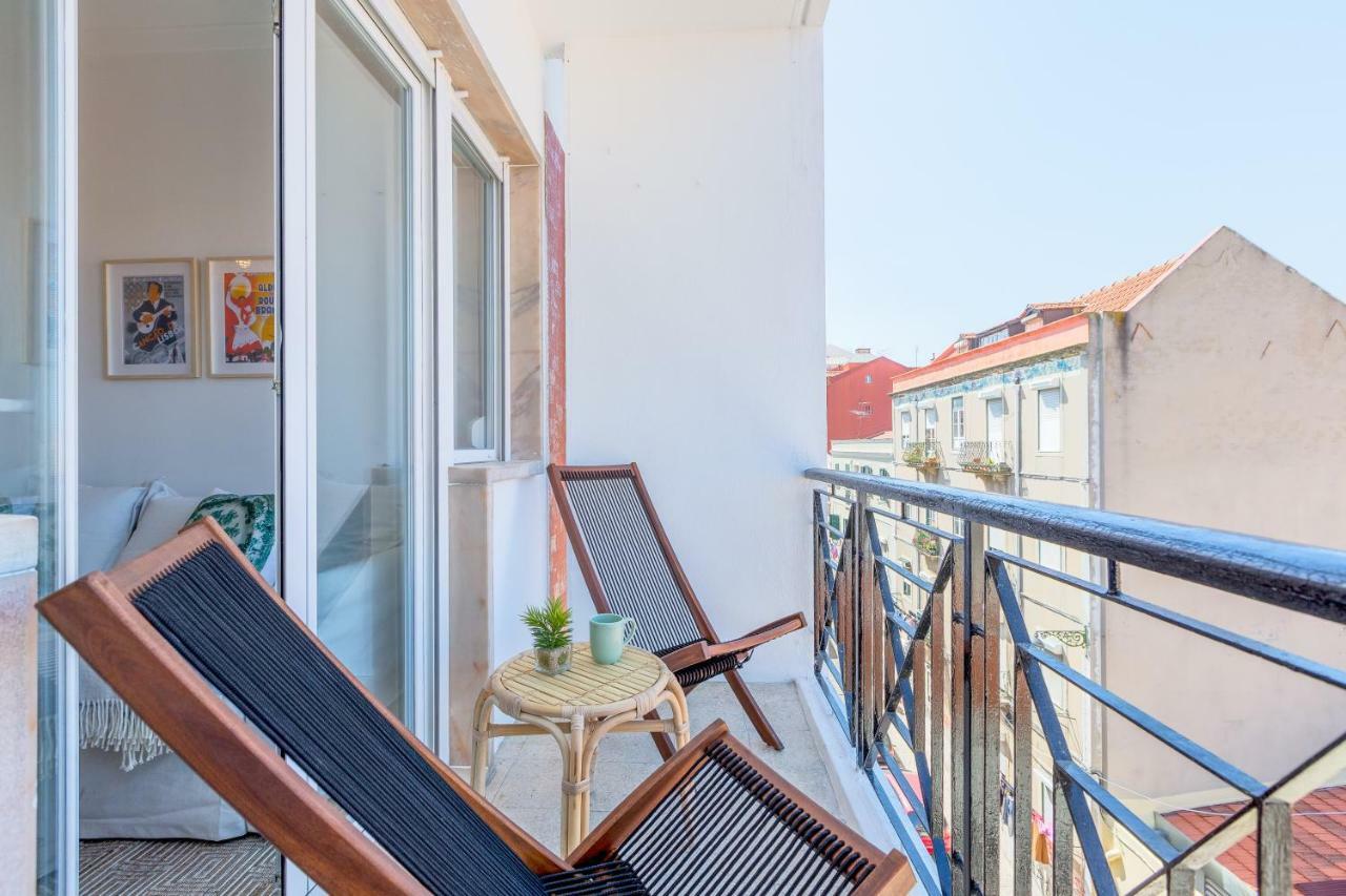 Renovated Sunny Apartment With Amazing Sunset Balcony , By Timecooler Lisabona Exterior foto